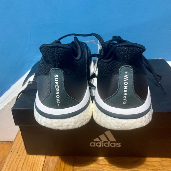 Adidas supernova plus running shoes. - Picture 5 of 8